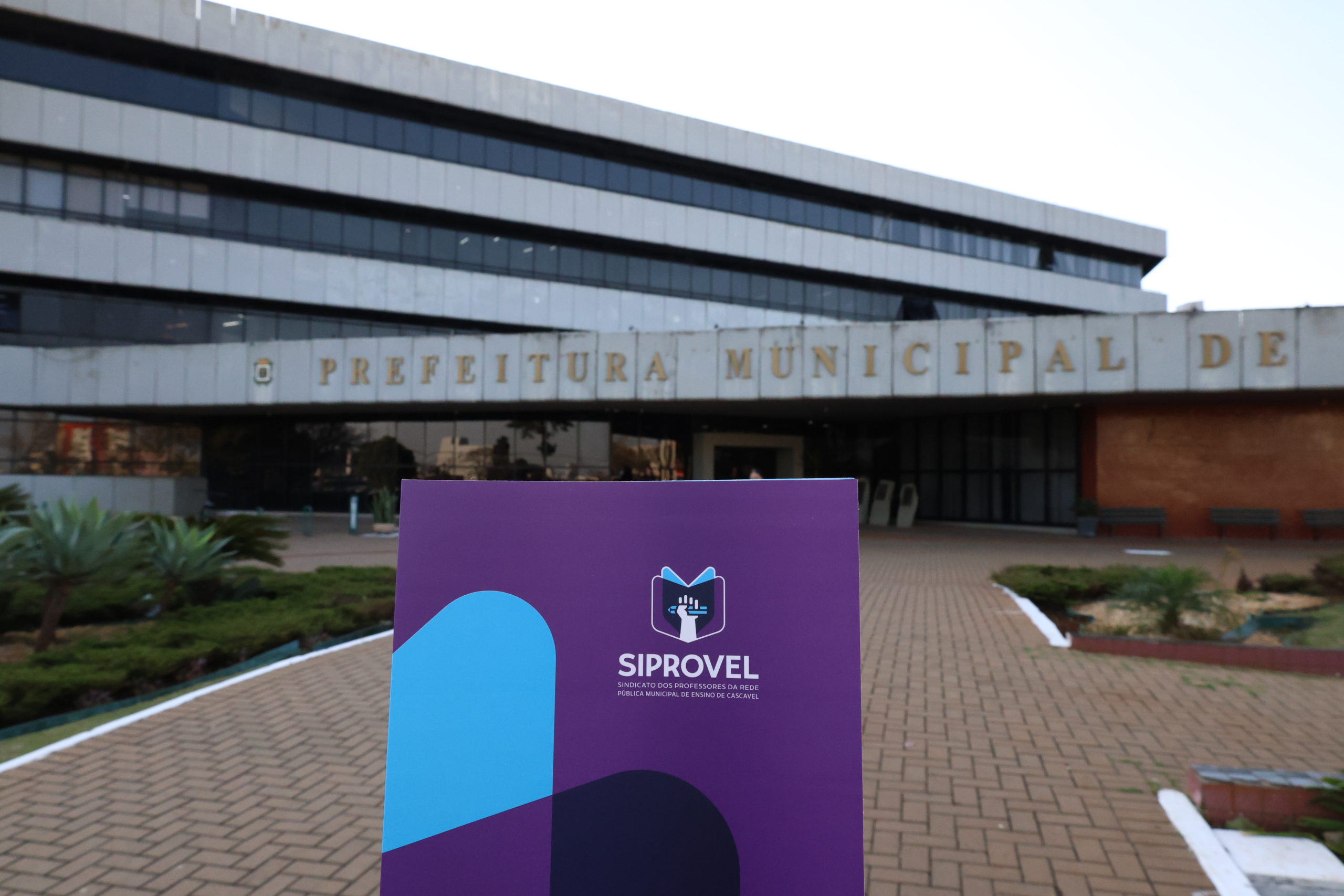 Piso do Magistério: Siprovel se reúne com prefeito na segunda-feira (17)