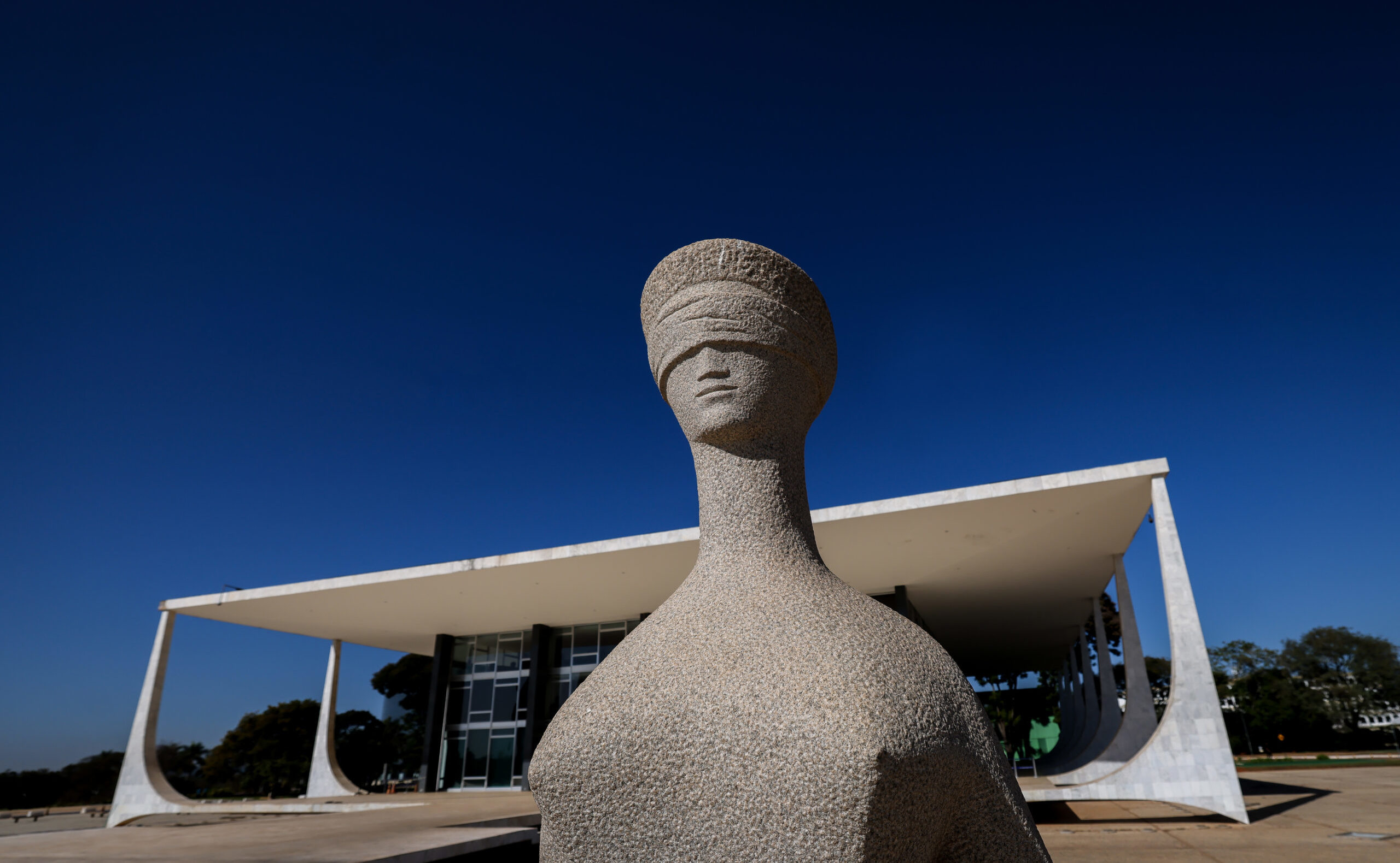 Piso e carreira do Magistério na pauta do STF