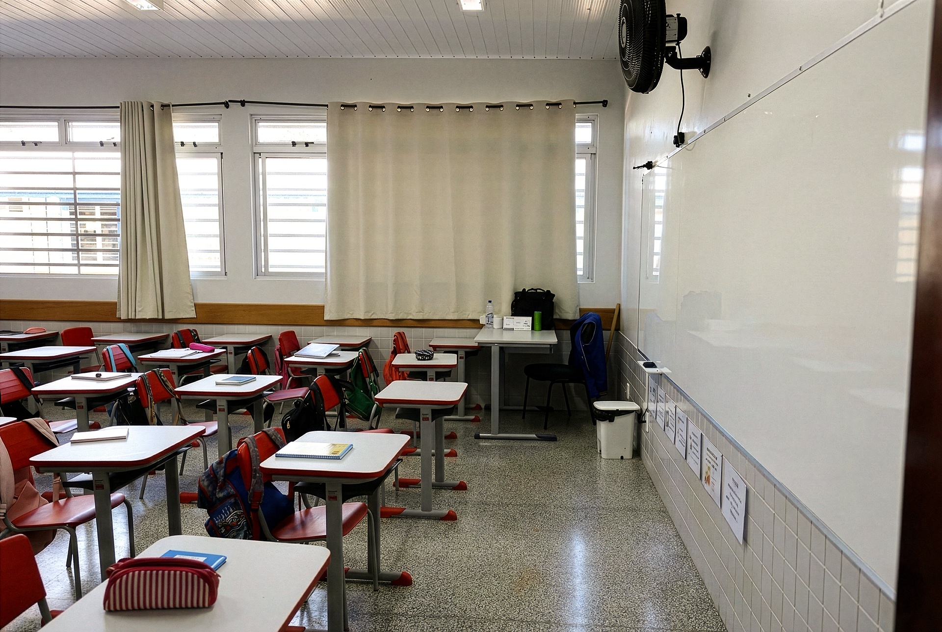Falta de profissionais em escolas e Cmeis de Cascavel acende alerta para o ano letivo de 2026